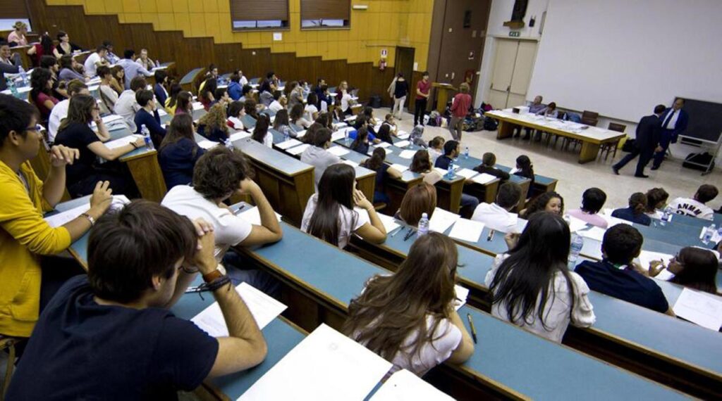 900 candidates register for Moldova’s first Romanian language proficiency certification 900 candidates register for Moldova’s first Romanian language proficiency certification