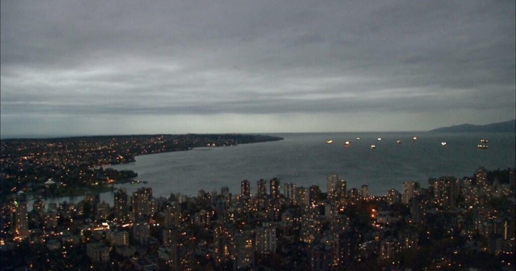 Fireball, sonic boom over Vancouver Tuesday evening, likely meteor