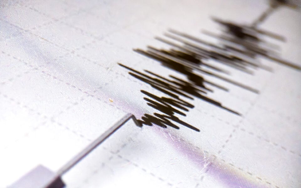 Magnitude 5.3 quake rattles northwestern Greece