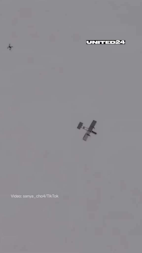 Rare observer footage is showing a Russian Molniya UAV getting intercepted by a Ukrainian FPV quad.