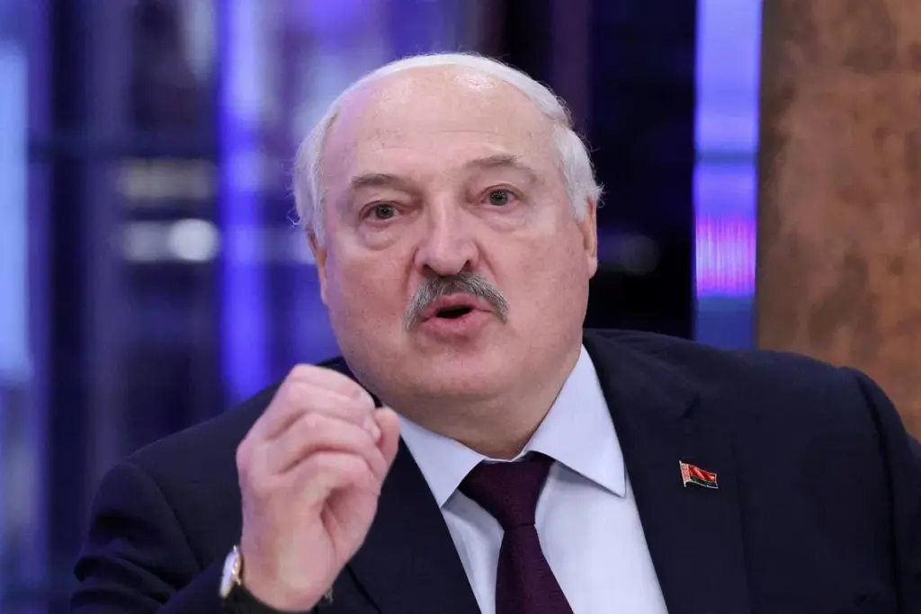 Belarus leader visits North Korea for first time Belarusian President Alexander Lukashenko began on March 25 his first official visit to North Korea.