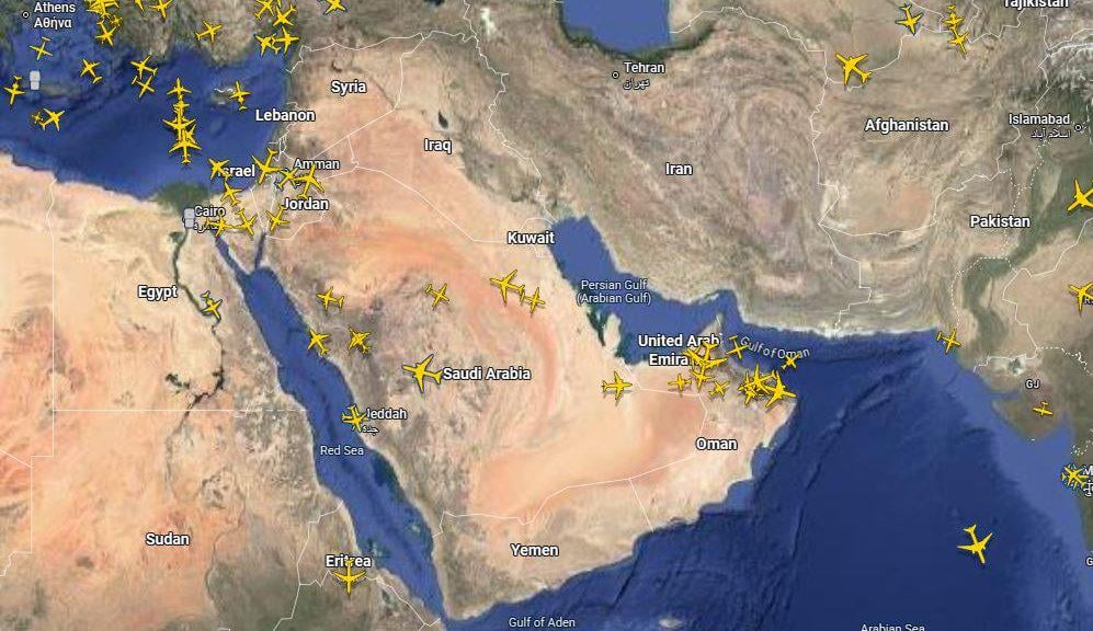 The first plane to evacuate Slovenians landed in Oman