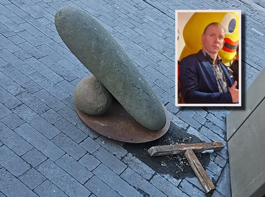 Unscrupulous people at the Red Museum: Try to steal a huge stone limb - "Had trouble getting it up"