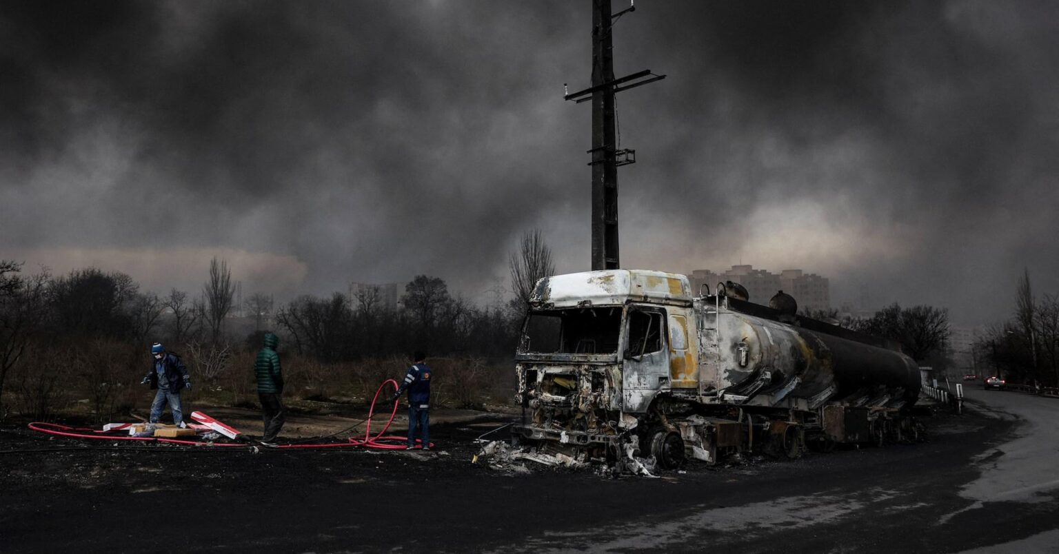 Tehran indicates Khamenei's son will be named supreme leader