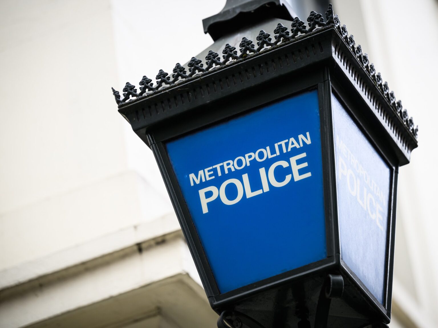 UK police arrest three men on suspicion of spying for China | Police News UK police arrest three men on suspicion of spying for China | Police News
