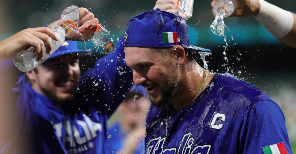WBC Wrap-Up: Italy rules, knockout round set