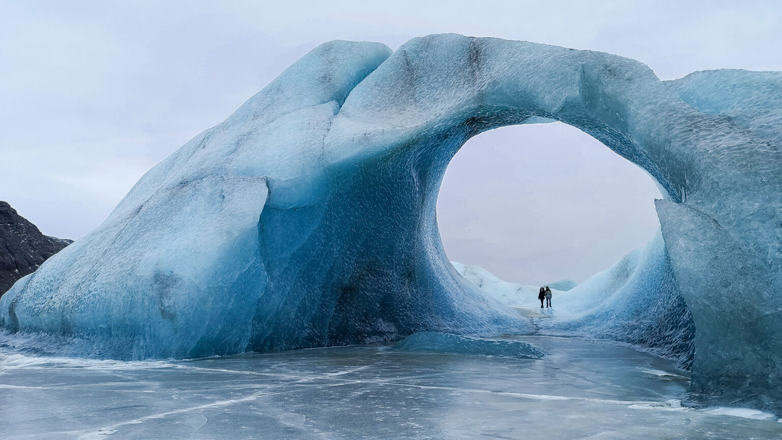 The growing allure — and danger — of glacier tourism The growing allure — and danger — of glacier tourism