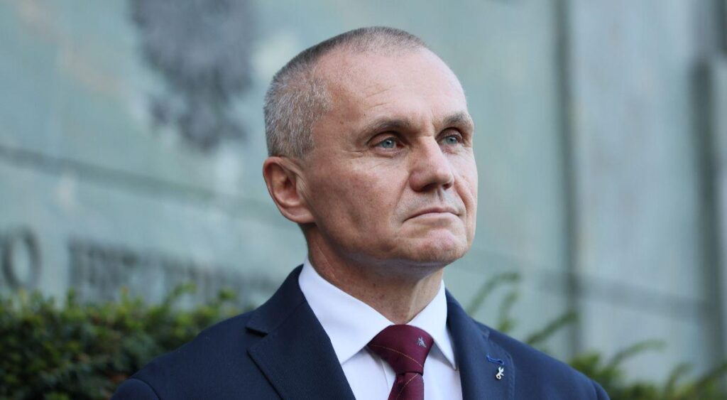 Polish general urges president to reverse SAFE veto