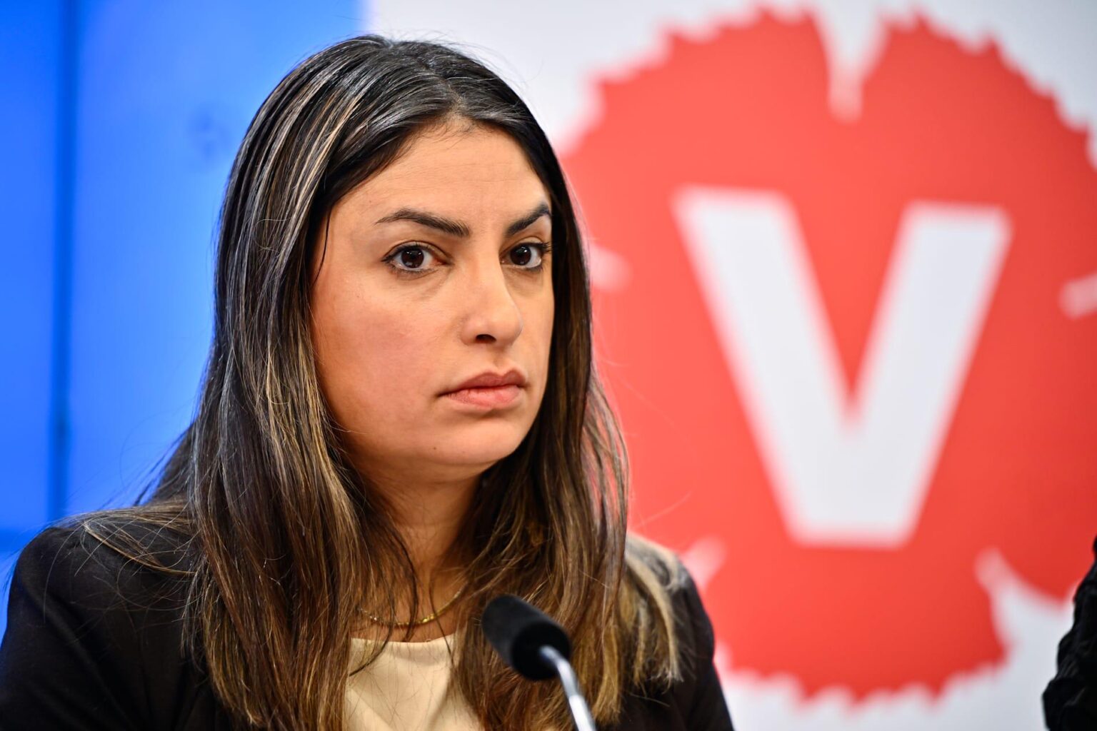 V demand: Freeze the rents and raise housing allowances