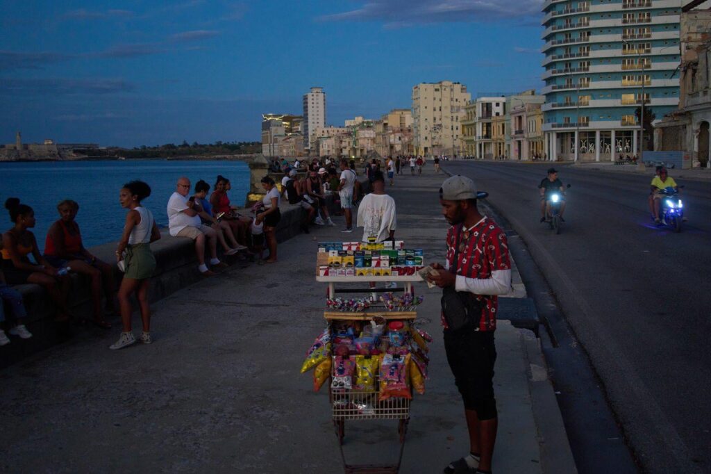'People are tired:' Canadians on humanitarian mission describe life in Cuba