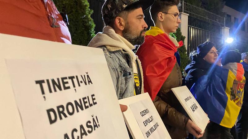 The heroes of the Dniester, commemorated in Bucharest, demonstration in front of the Russian Embassy