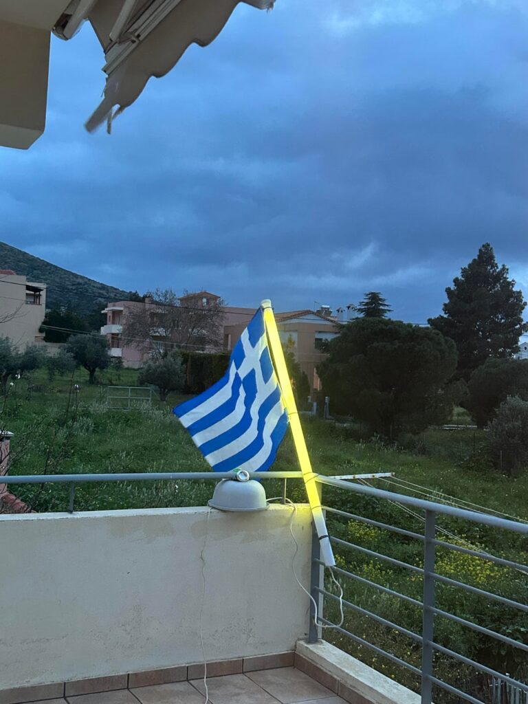 Illuminated Greek flag for the 25th!