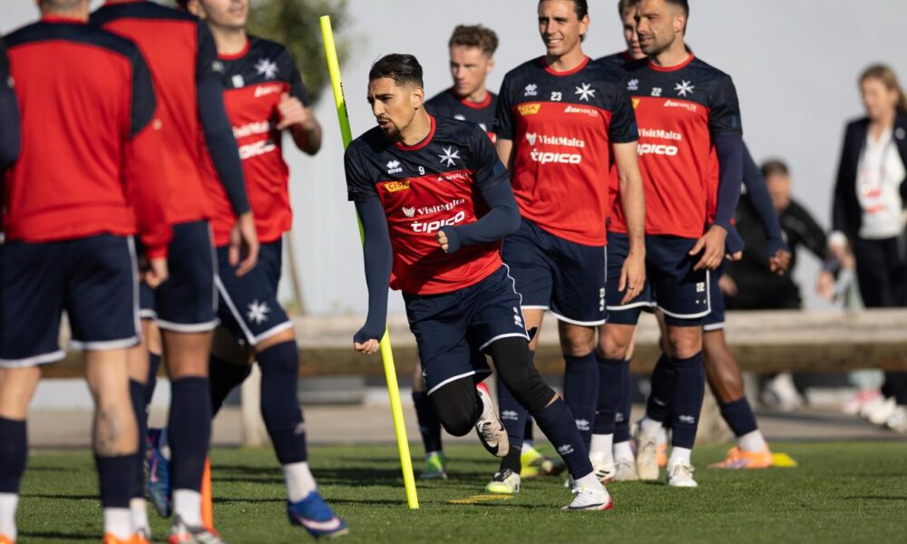 Malta coach De Leo tells players to stay positive ahead of Luxembourg test