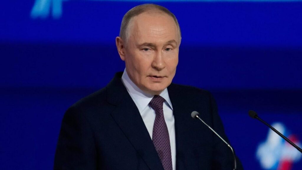Paranoid Putin is cracking down on Russia. He fears death is looming