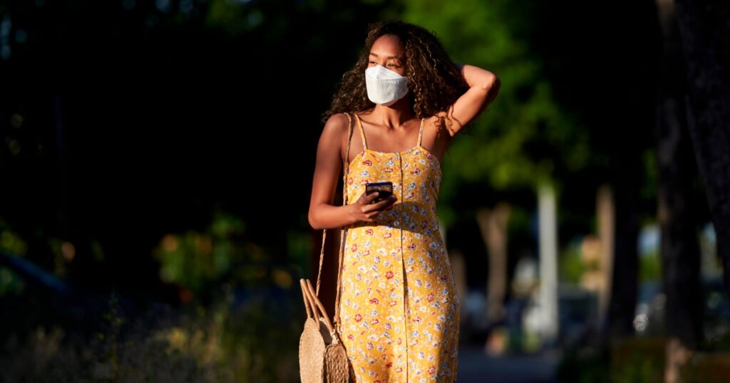 New COVID Variant 'Cicada' Is Spreading in 25 States. These Are Its Symptoms