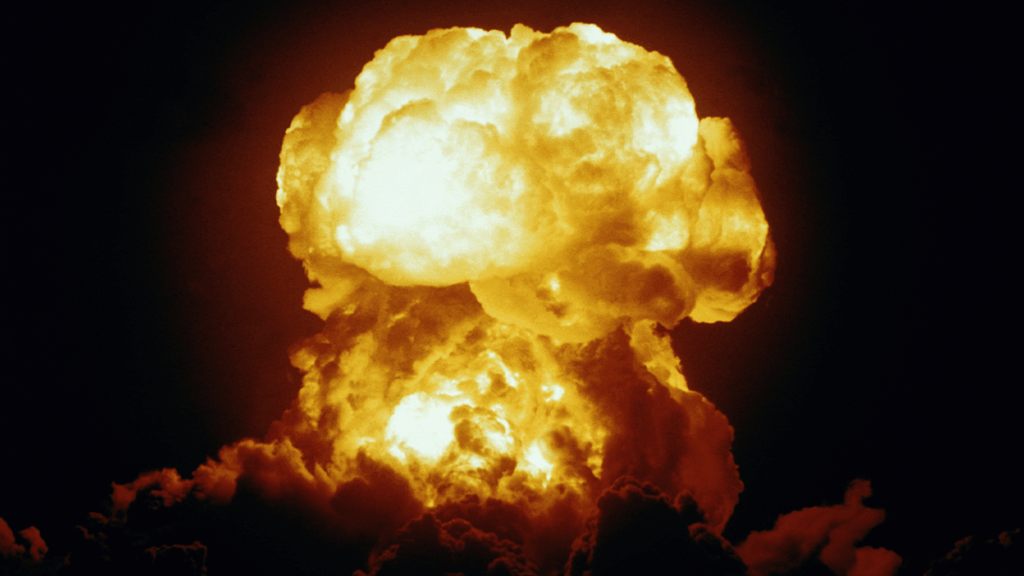 Expert warns of deadly mistake most people would make in first minutes of a nuclear attack