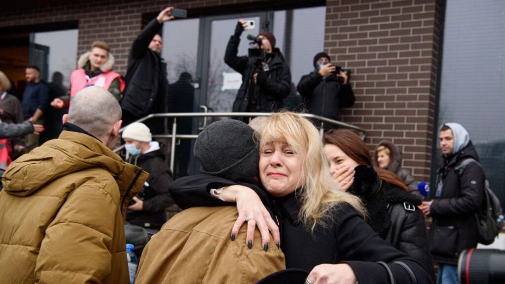 "We have a specific trauma: the violence is committed by our own". Psychologist on why Belarusians need help