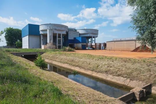 Brouns withholds damning advice on drinking water protection