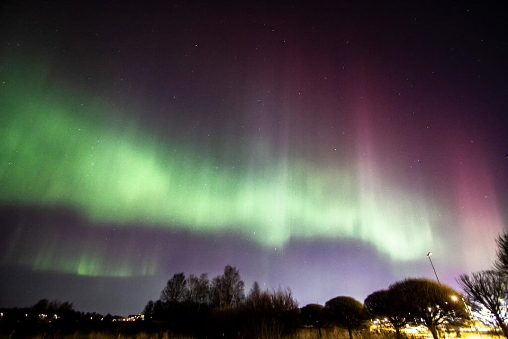 Northern lights over Espoo yestedday