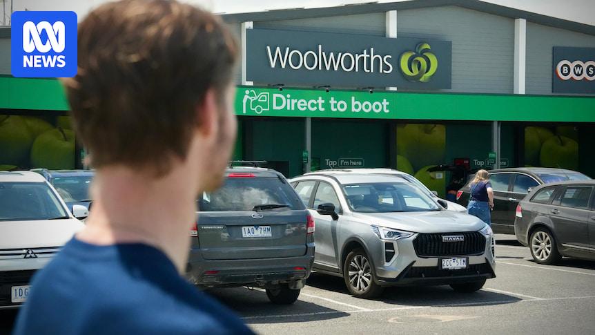 Fair Work Commission abolishes junior pay rates for young adults