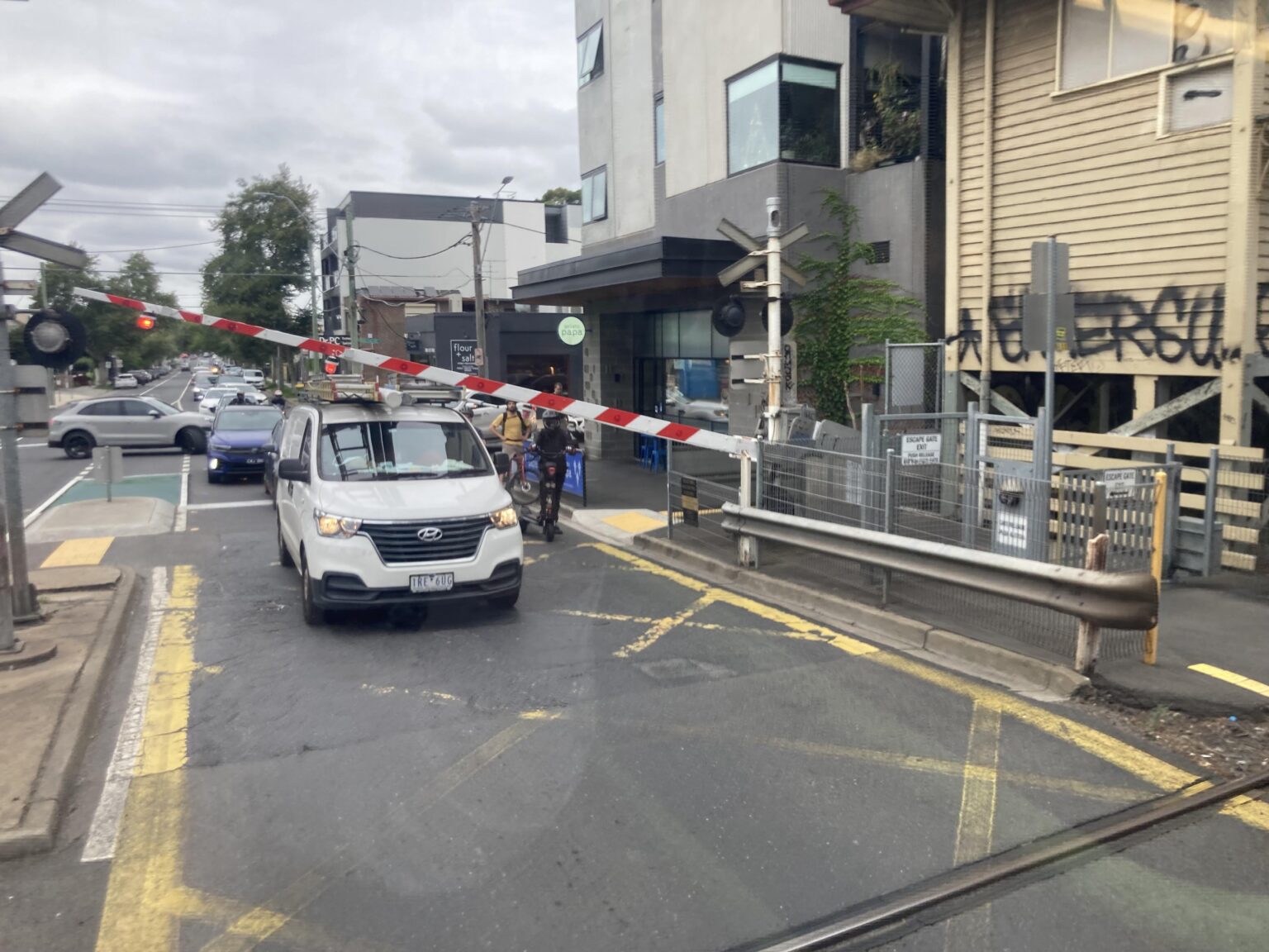 Hurstbridge line delays