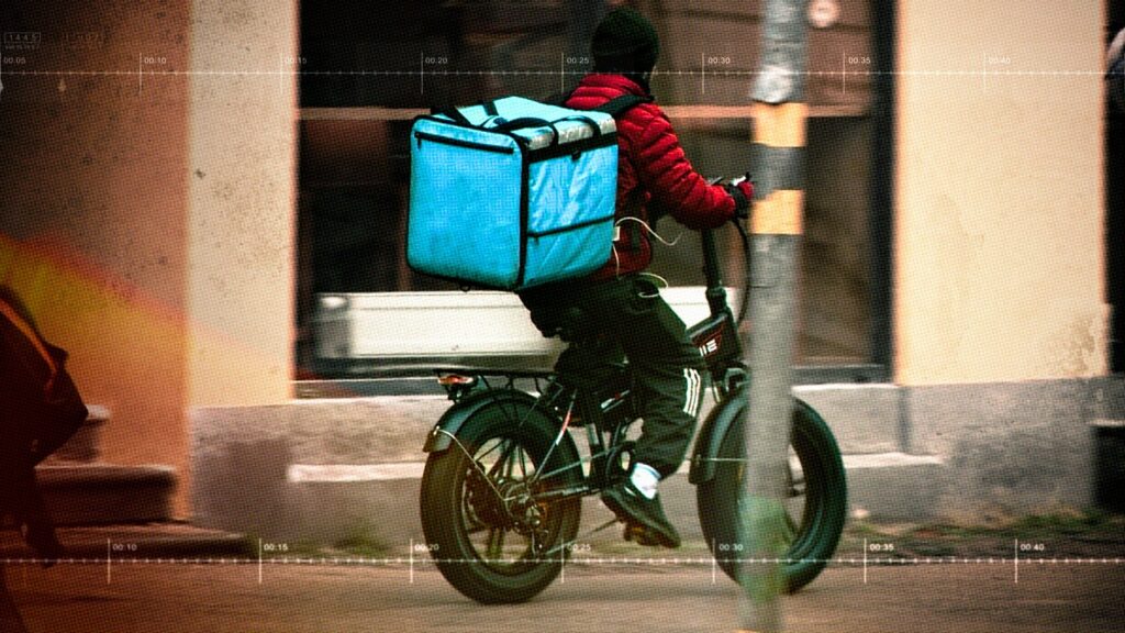 Third-country citizens in Latvia might no longer be able to work as couriers / Article Third-country citizens in Latvia might no longer be able to work as couriers / Article