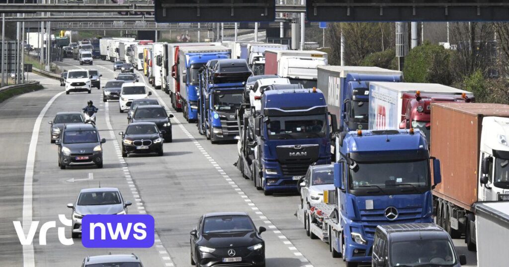 Slower driving, more teleworking and electric cooking: Energy Agency makes 10 recommendations to combat a “major energy crisis”. Slower driving, more teleworking and electric cooking: Energy Agency makes 10 recommendations to combat a "major energy crisis".