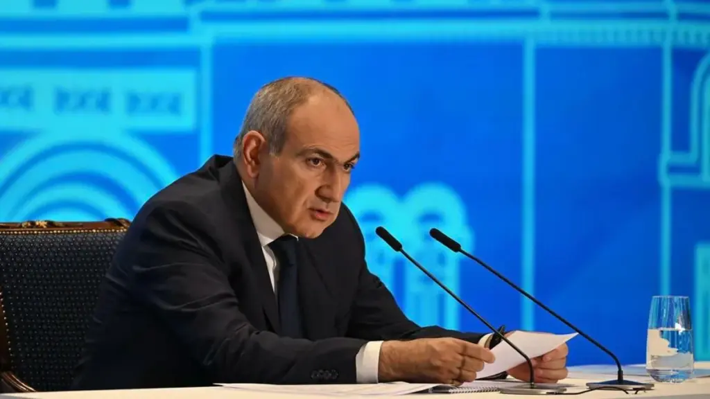 Pashinyan accuses church of inciting war with Azerbaijan