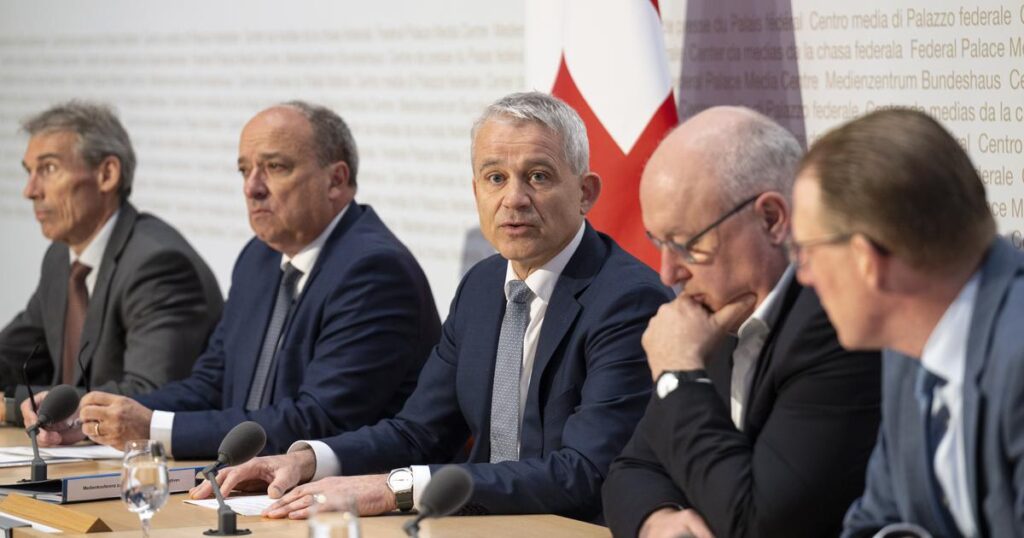 The Federal Council launches its campaign against the SVP initiative to limit the population