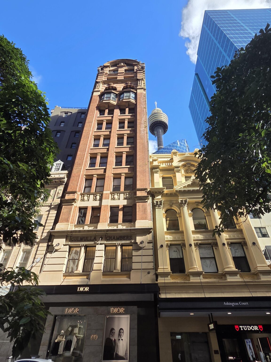 Culwulla Chambers, completed in 1912, was Sydney's first high rise office tower at 50 metres high and ten storeys.