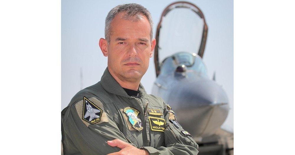 The Air Force Commander: Strange work, it turns out that the planes are flying