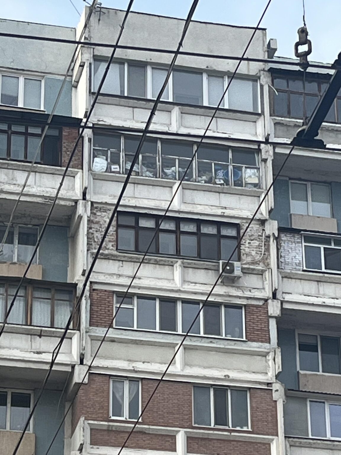 Imagine the pleasure this person's neighbors get. Seen on bd. Moscow, Chisinau.