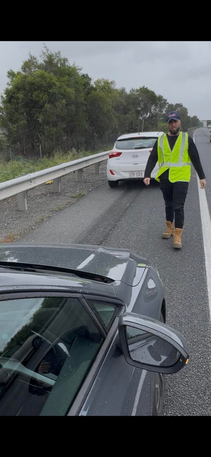 Does anyone recognise this upstanding citizen who hit and run me today at Springwood on the Pacific Highway southbound?