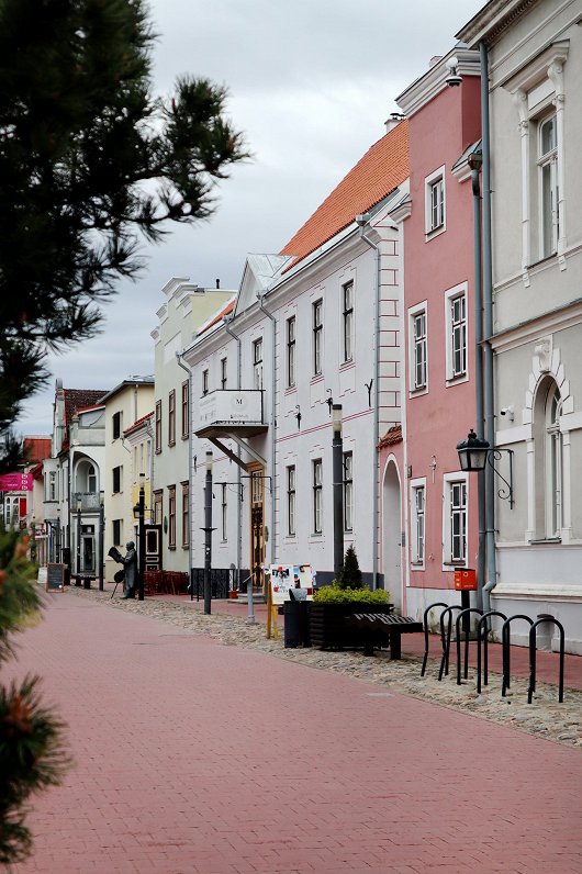 Latvian, Estonian parliamentarians meet in Pärnu / Article Pērnavas vecpilsēta.