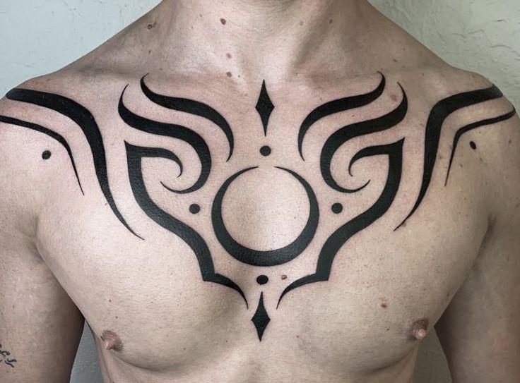 Blackwork tattoo artist