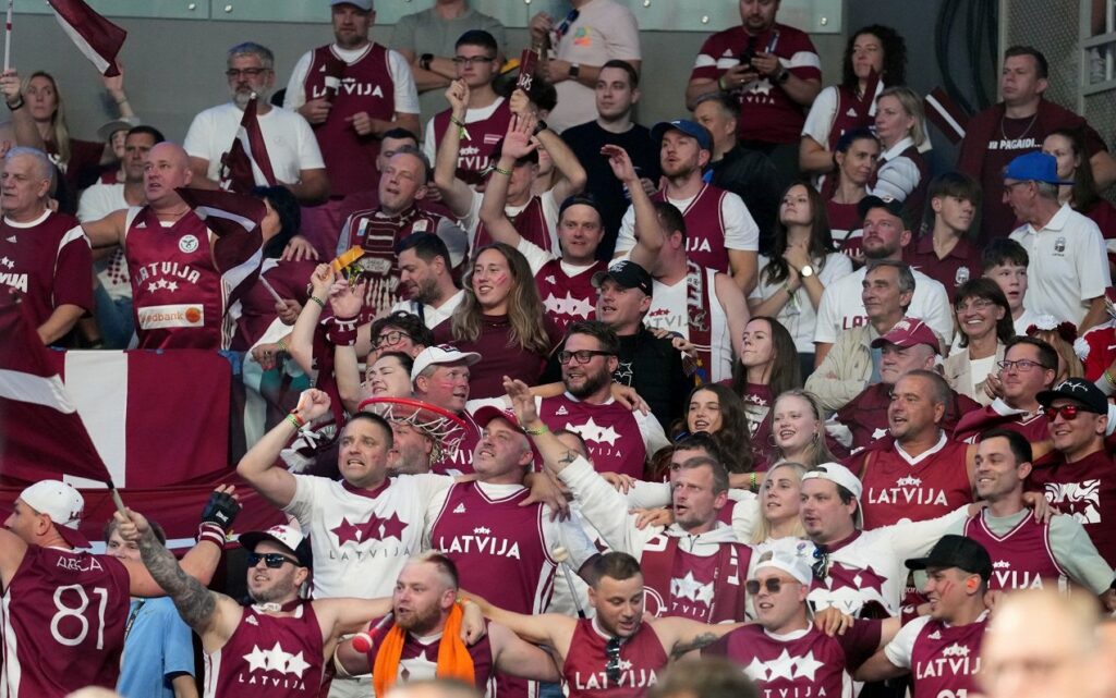 Latvia’s median age rises to 44 years, population down by 14,000 / Article Latvia's median age rises to 44 years, population down by 14,000 / Article