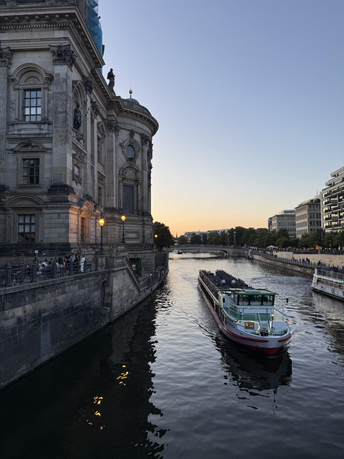 Golden hour by Berliner Dom along the Spree ✨