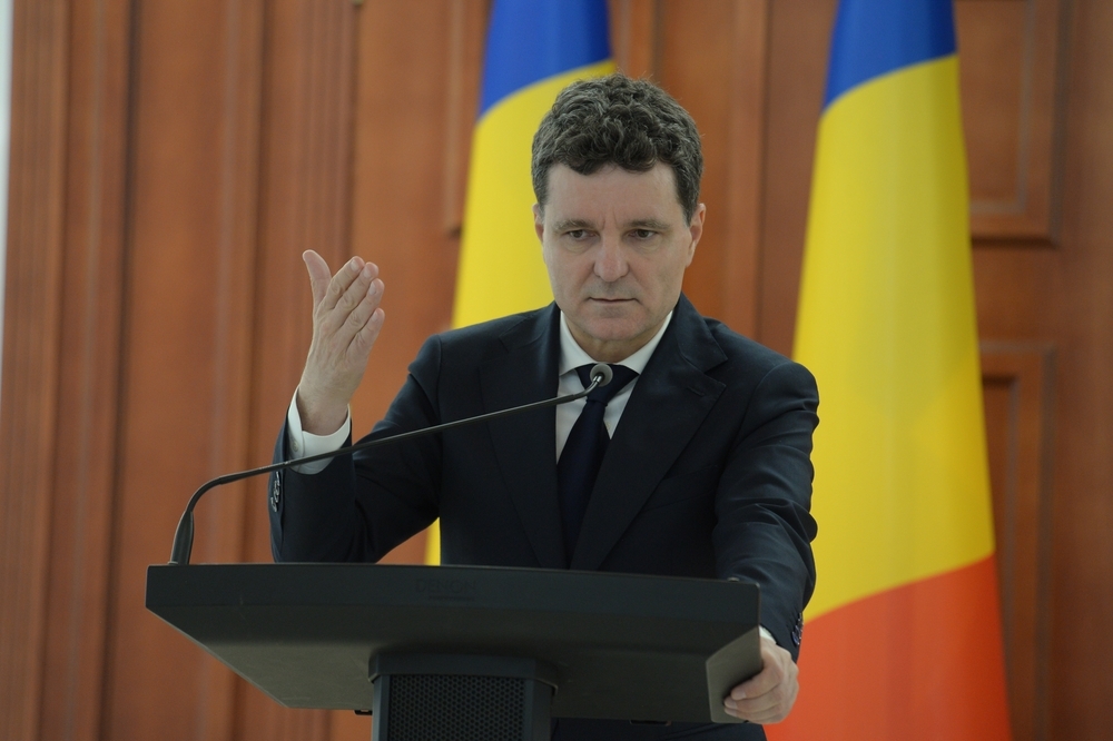 Romania allows US "defensive" support operations at its air bases -