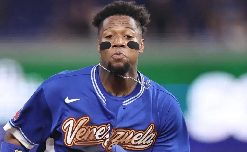 Ronald Acuña Jr. celebrates Venezuela beating Japan with three-word reaction after reaching WBC semifinals