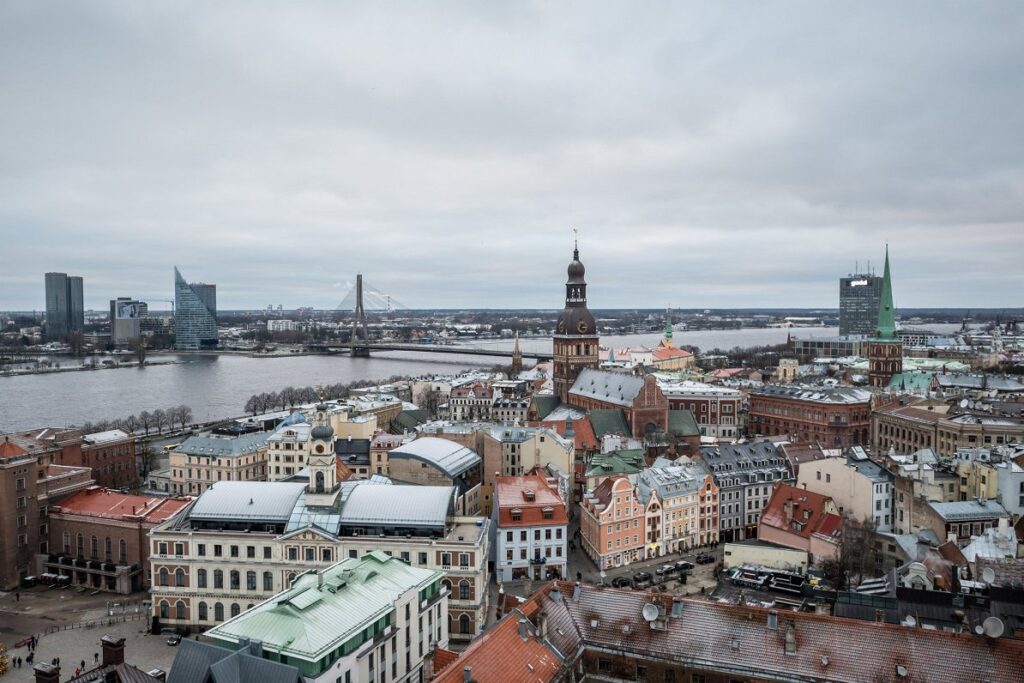 Former Latvian Radio 4 frequency in high demand / Article Rīgas panorāma