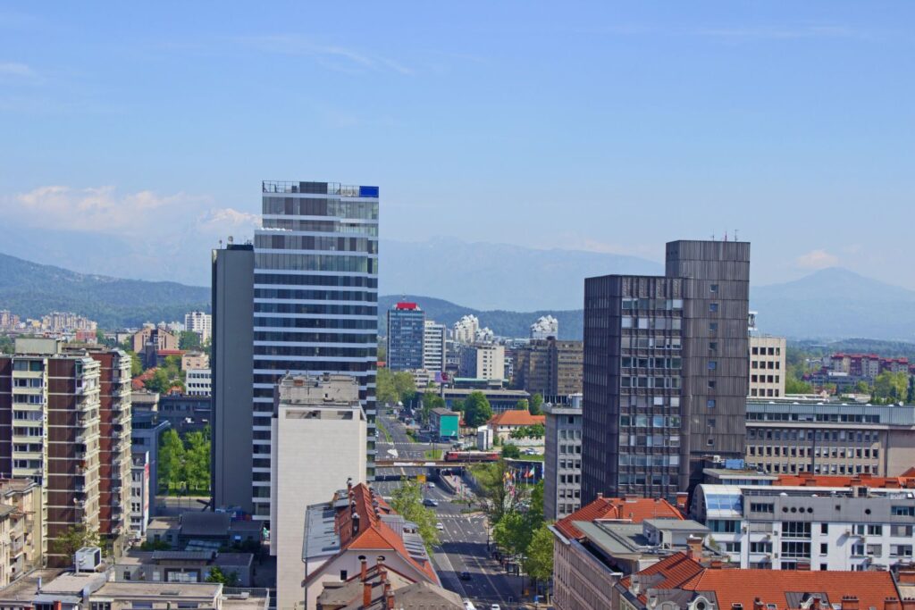 Slovenia's 2026 election yields hung parliament, may hit construction growth