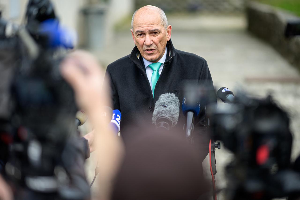 Slovenia’s opposition leader and nationalist former Prime Minister Janez Jansa gives a statement after casting his vote during the general election in Arnace on March 22, 2026. (AFP Photo)
