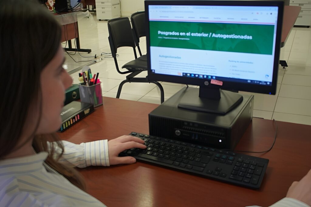 Students In Paraguay Have Until 31 March To Apply