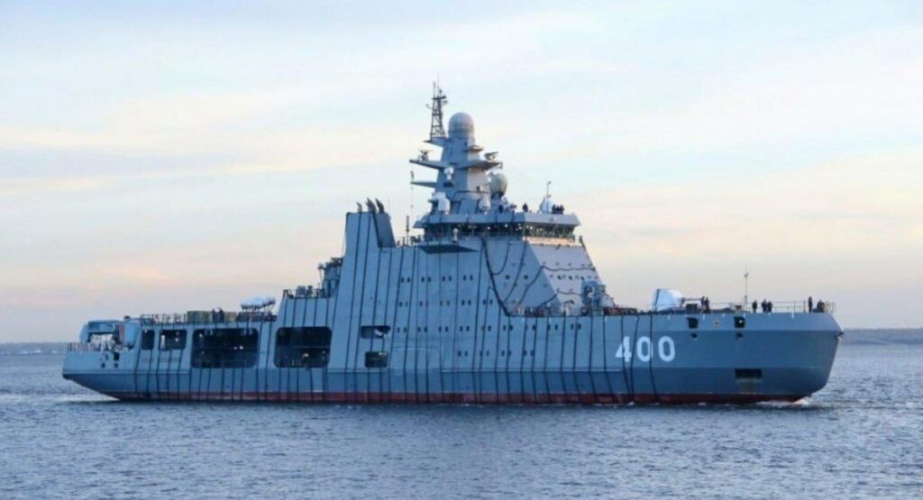 Ukraine Hits Target 1,000 km Away: Not Just russian Icebreaker, but Potential Kalibr Missile Carrier