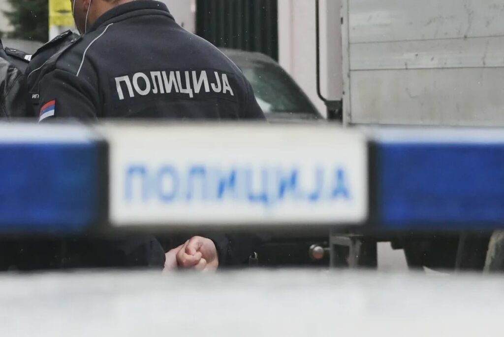 A family from Ivanjica was robbed while they were at the SNS rally in Belgrade: Thieves stole 72,000 euros from them.