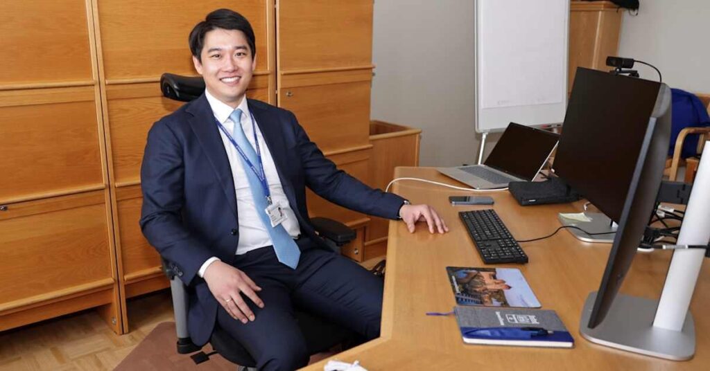 New YLE article about Ding Ma, reportedly the first foreign-born municipal leader in mainland Finland New YLE article about Ding Ma, reportedly the first foreign-born municipal leader in mainland Finland