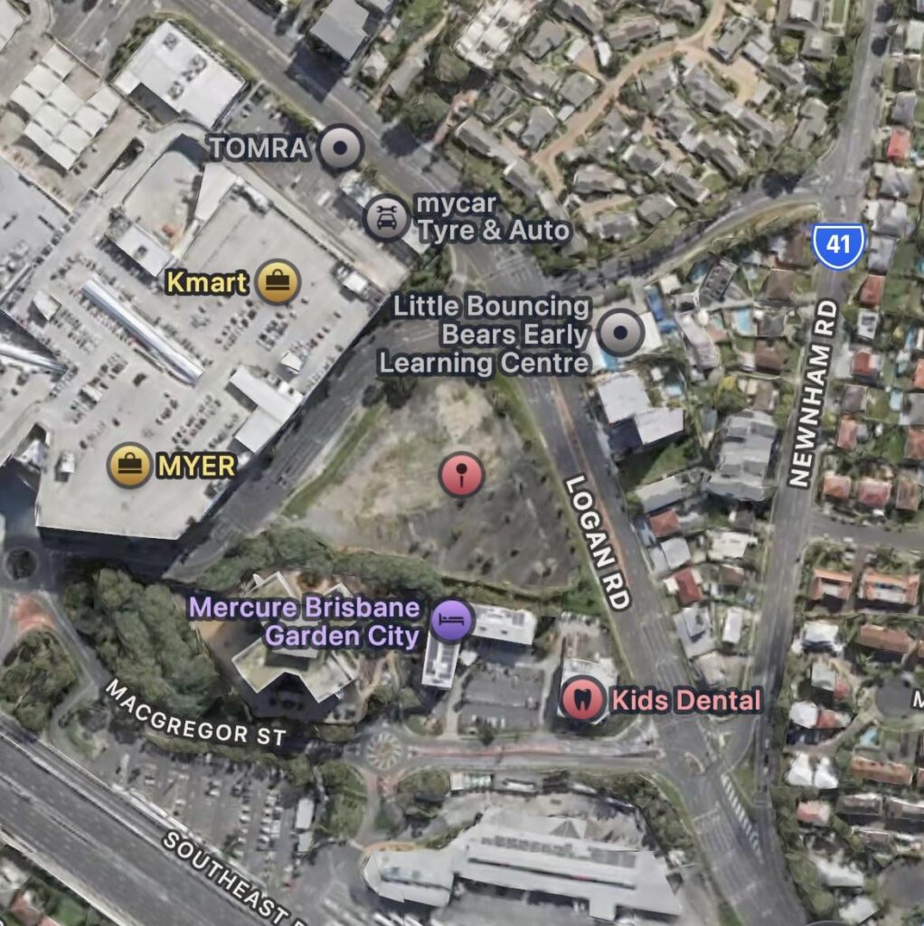 Anyone know if this empty plot of land next to garden city is government of privately owned? Need it for a uni assignment