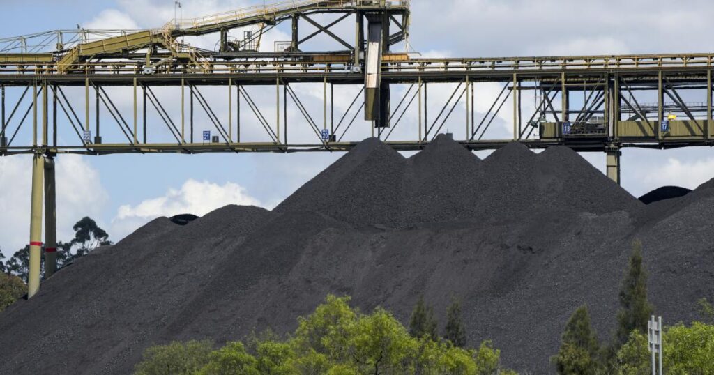 Australia, a coal giant, makes bold move on climate, banning new mines in major coal state