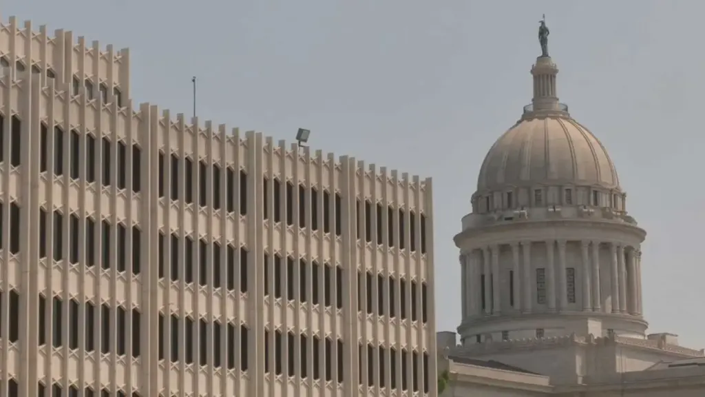 Oklahoma lawmakers debate early voting, budget and mental health funding
