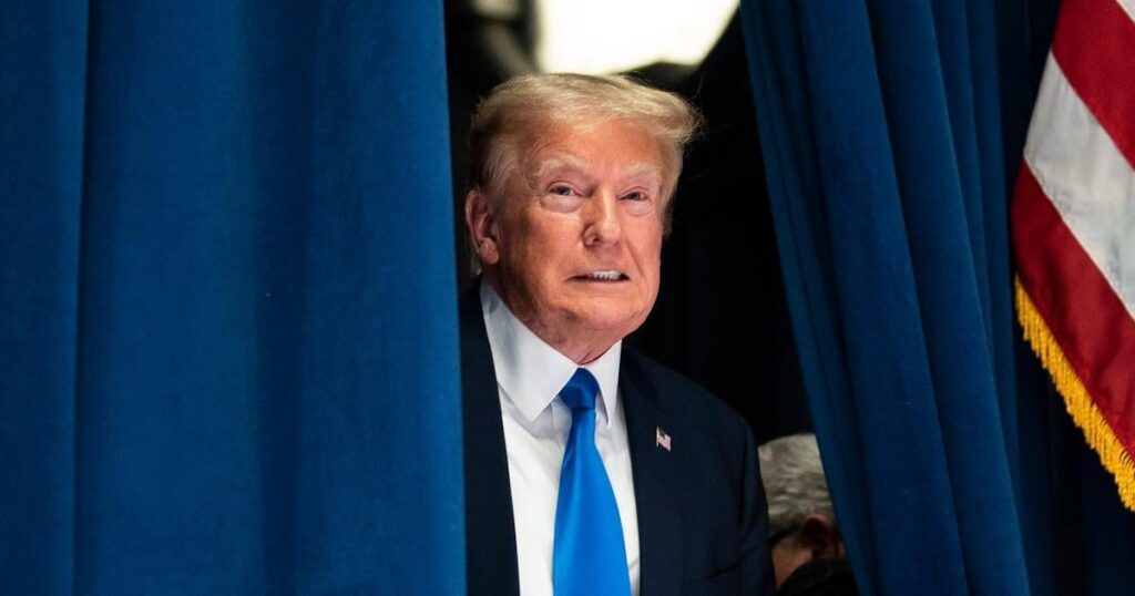 Major White House Split Leaks as Trump’s War Spirals